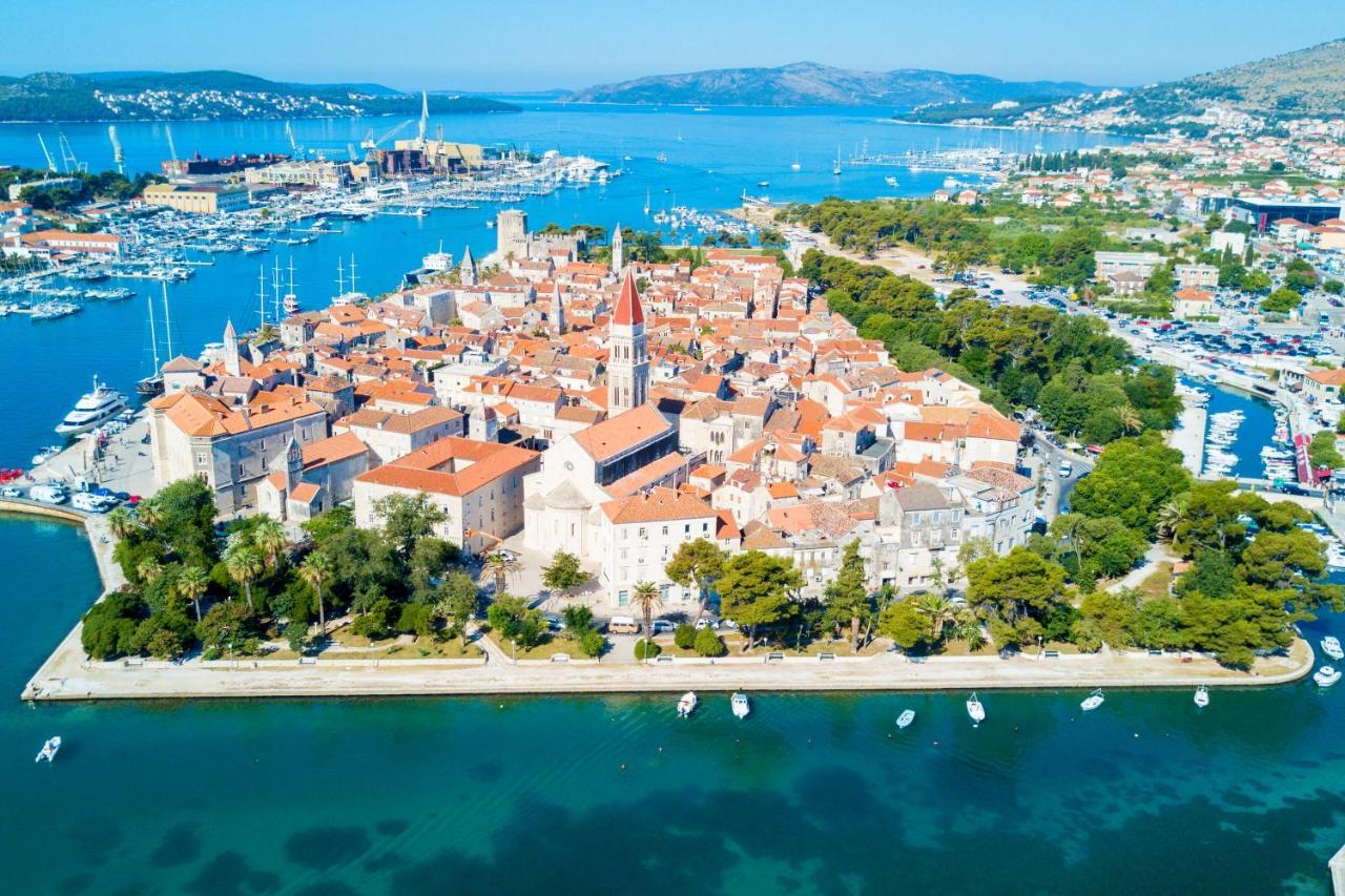 Villa Petra Kaštela Exteriör bild