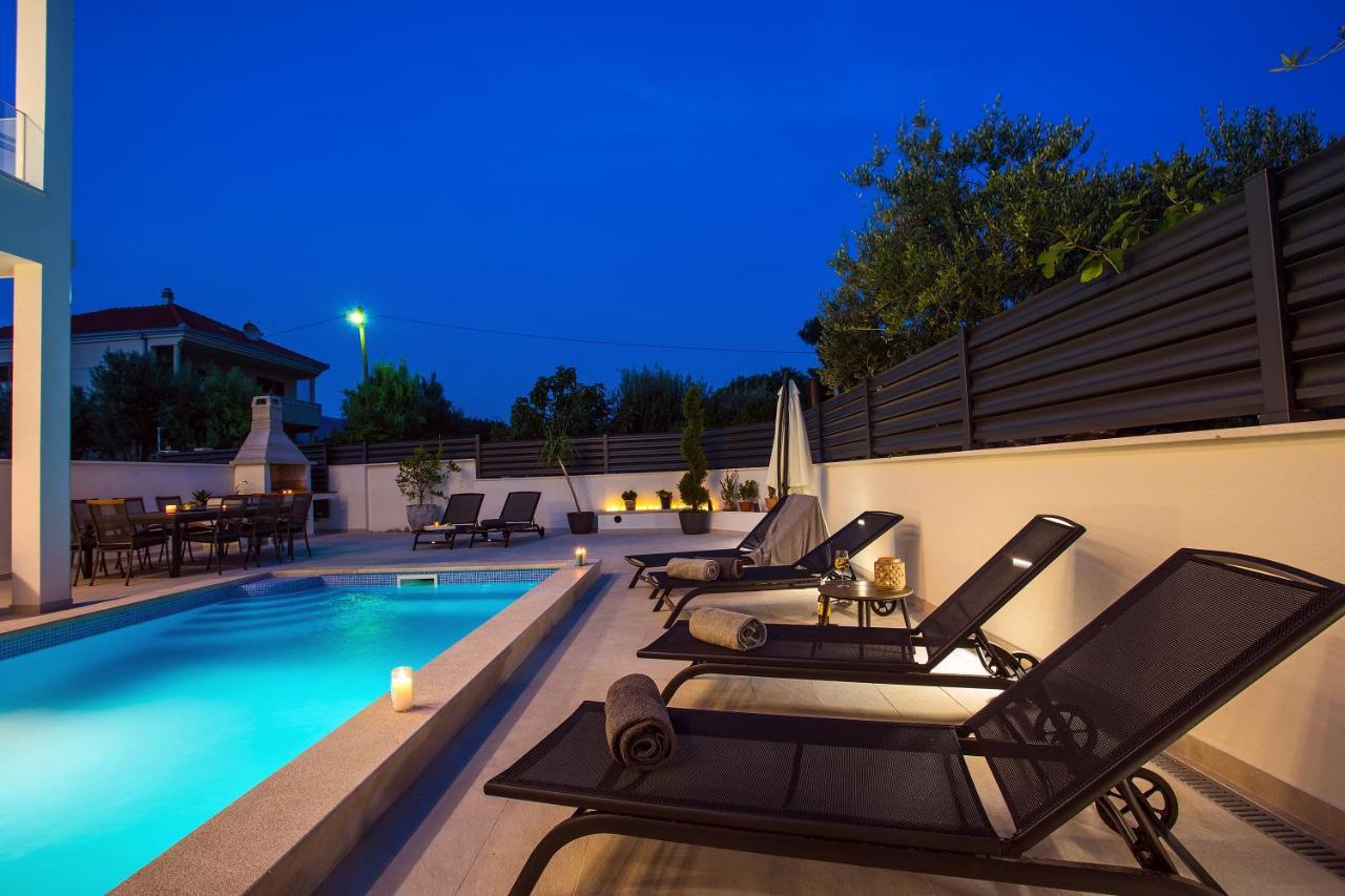 Villa Petra Kaštela Exteriör bild
